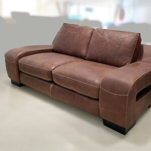 Sofa con chaise longue